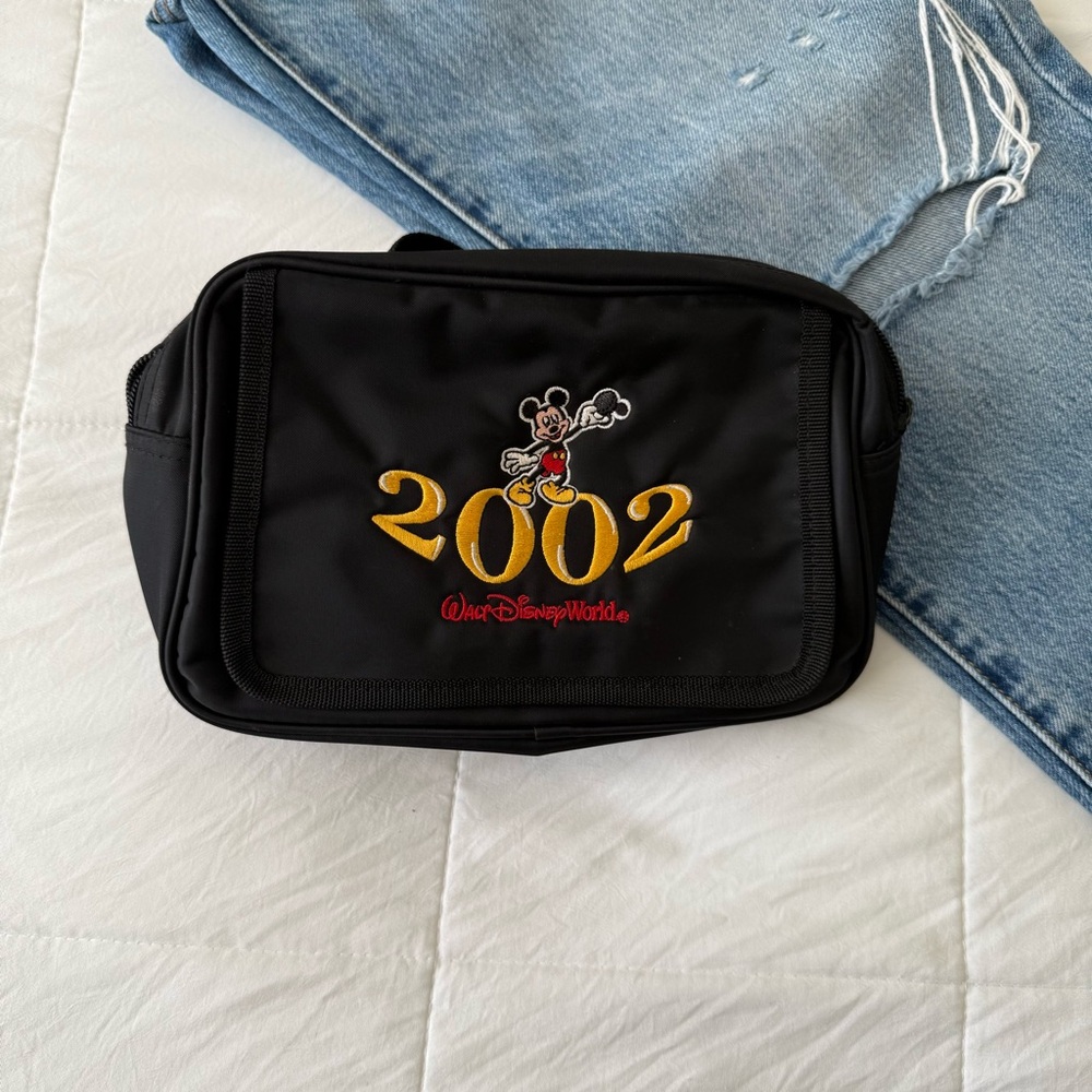 Walt Disney World Mickey‎ Mouse 2002 Fanny Pack Waist Bag Embroidered Adjustable